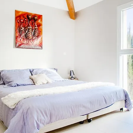 Ivoire Guest house 3*